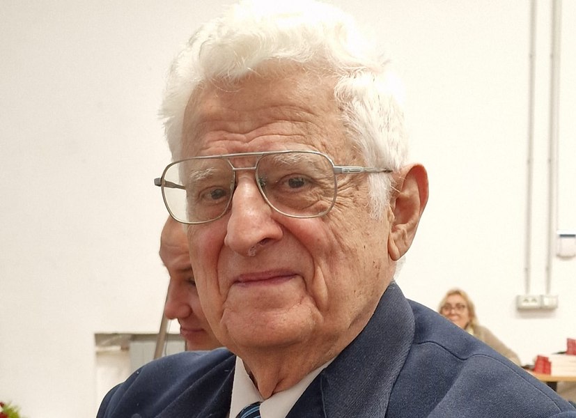 A murit medicul Nicolae Constantinescu, cel care a salvat răniții de la Revoluție: „Noi, cei care am operat, am văzut adevărata faţă a comunismului”
