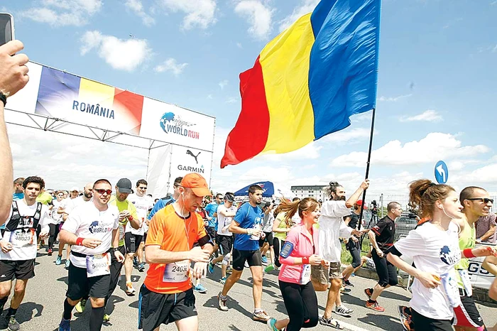 
    Bărbaţii Mihaelei nu s-au evitat, ba chiar s-au distrat împreunăFoto: David Muntean  