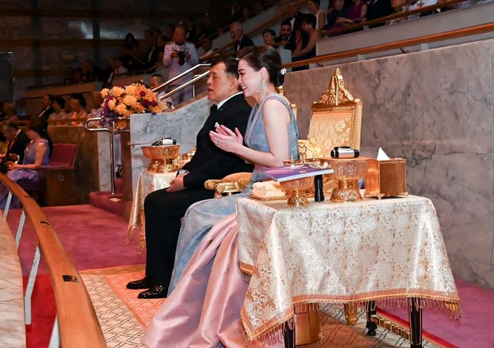 Regele Rama X și Regina Suthida foto Thai Royal Office3 jpeg