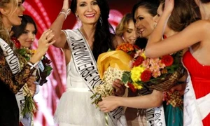 Delia Duca a fost Miss Univers România în anul 2012 jpeg