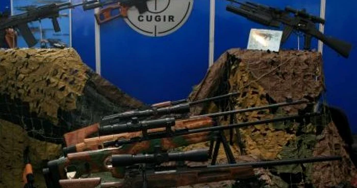 Fabrica de Arme Cugir a finalizat în primăvara anului trecut prima puşcă de asalt de concepţie integral românească, la standarde NATO