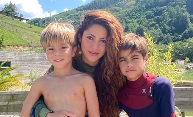 Shakira se mută cu cei doi copii în SUA (Foto: Instagram)
