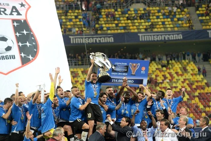 
    Astra a învins-o pe Steaua la penalty-uri şi a câştigat Cupa României, pe Arena Naţională  