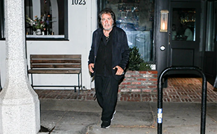 Al Pacino a ieşit ca să ia cina în Venice Beach. Foto: Profimedia