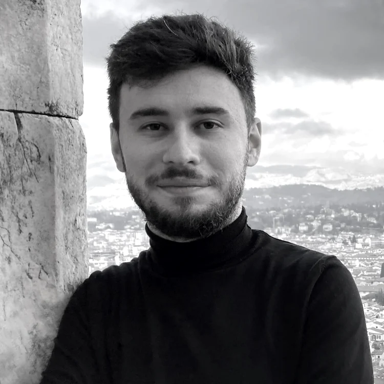 Radu Tîrcă