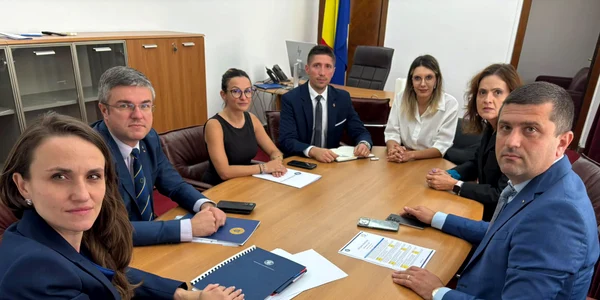 ministru usr jpg