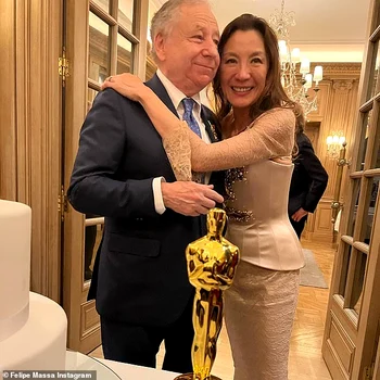 Michelle Yeoh s-a căsătorit cu Jean Todt de la Ferrari 