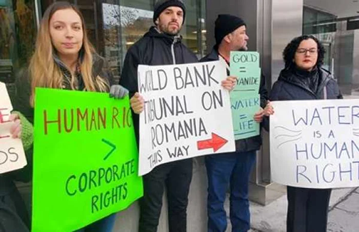 Protest la Washington pentru România. Foto: Facebook/ Marin Oprea