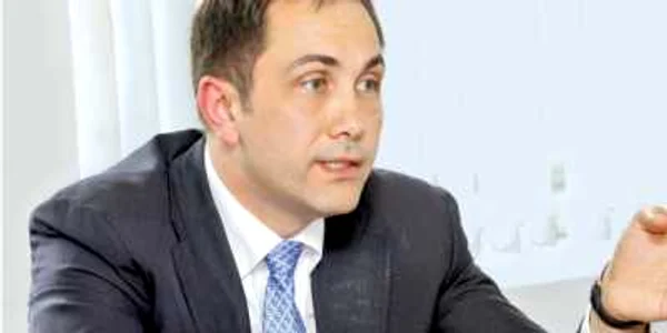 Lucian Isar, ministrul Mediului de Afaceri, susţine că investitori de talie mondială vor veni în curând în România   