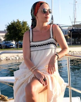 Vedeta s-a redescoperit în vacanța pe barcă și i-a priit 7 zile fără copii