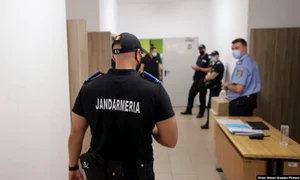 perchezitii la sectorul 1 jpeg