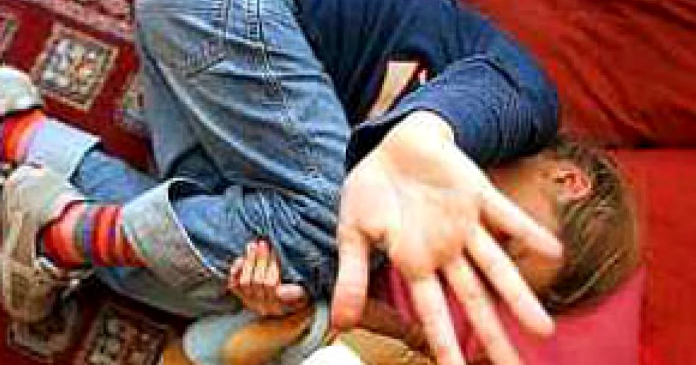 Pedofil italian arestat după ce a agresat o minoră româncă
