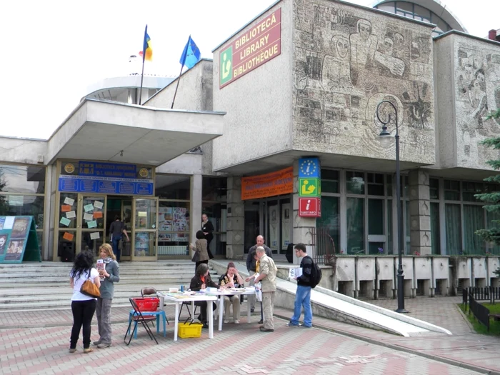 Sediul instituției poartă numele academicianului FOTO Biblioteca Județeană Neamț