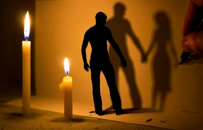 „Un înger de lumina priveghea”