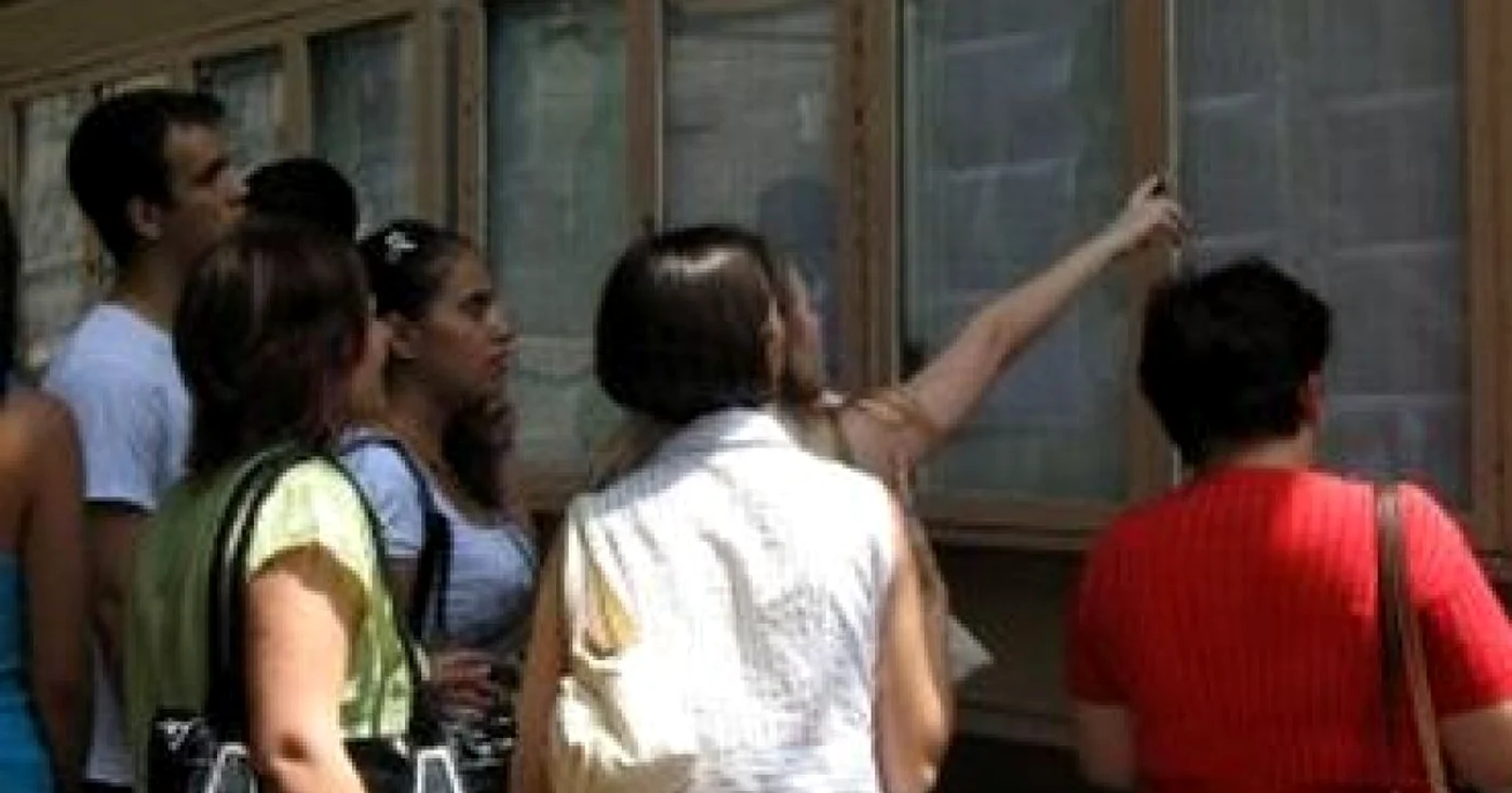 Târgu-Jiu: Peste 700 de elevi încep mâine probele la bac