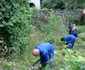 voluntarii asociatiei sinaptica la podeni FOTO Alexandra Georgescu