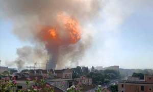 incendio via dei gordiani jpg