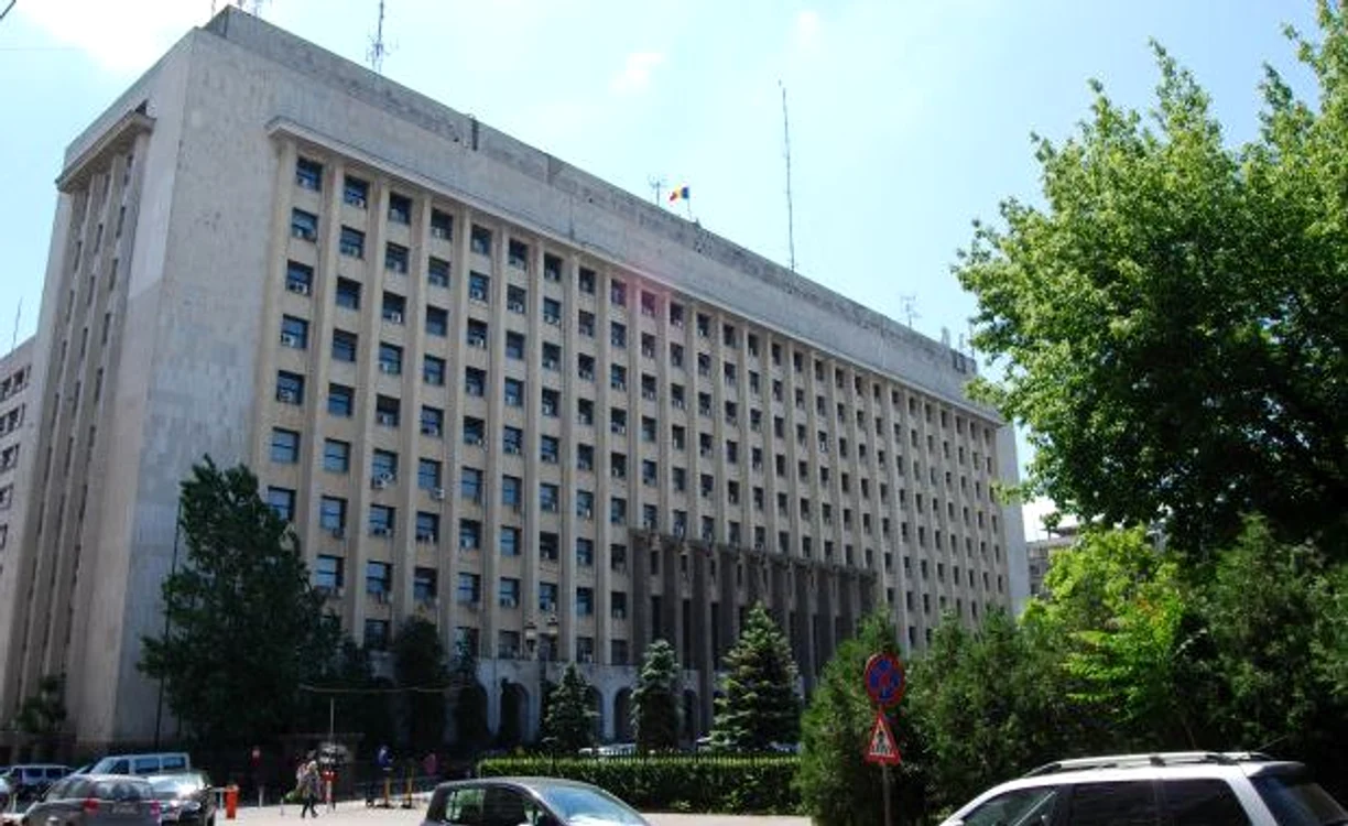 
    Percheziţiile au loc la Ministerul Transporturilor  
