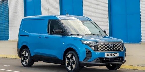 Ford Transit Courier jpg