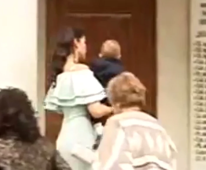 Deși este însărcinată în patru luni, Alina Pușcaș are o siluetă de invidiat