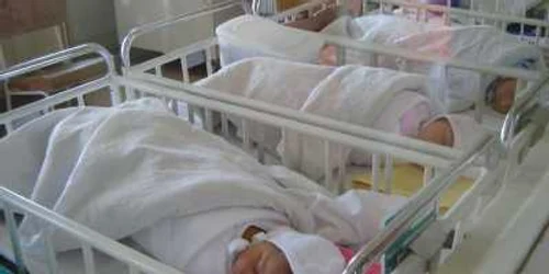 Bebelușii au venit pe lume înainte de termen