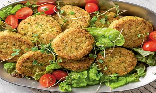 chiftele cu broccoli si quinoa jpg