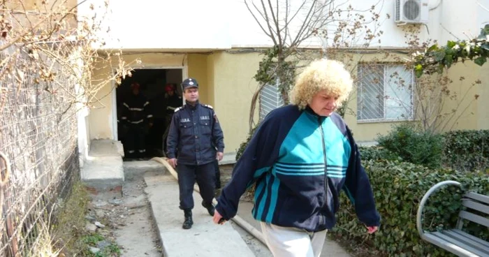 Vecina de la etajul doi