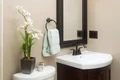 plante care rezistă în baie jpeg