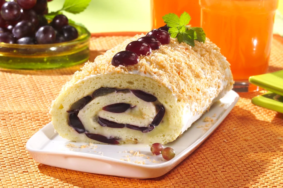 Lemon Roulade with Grapes jpeg