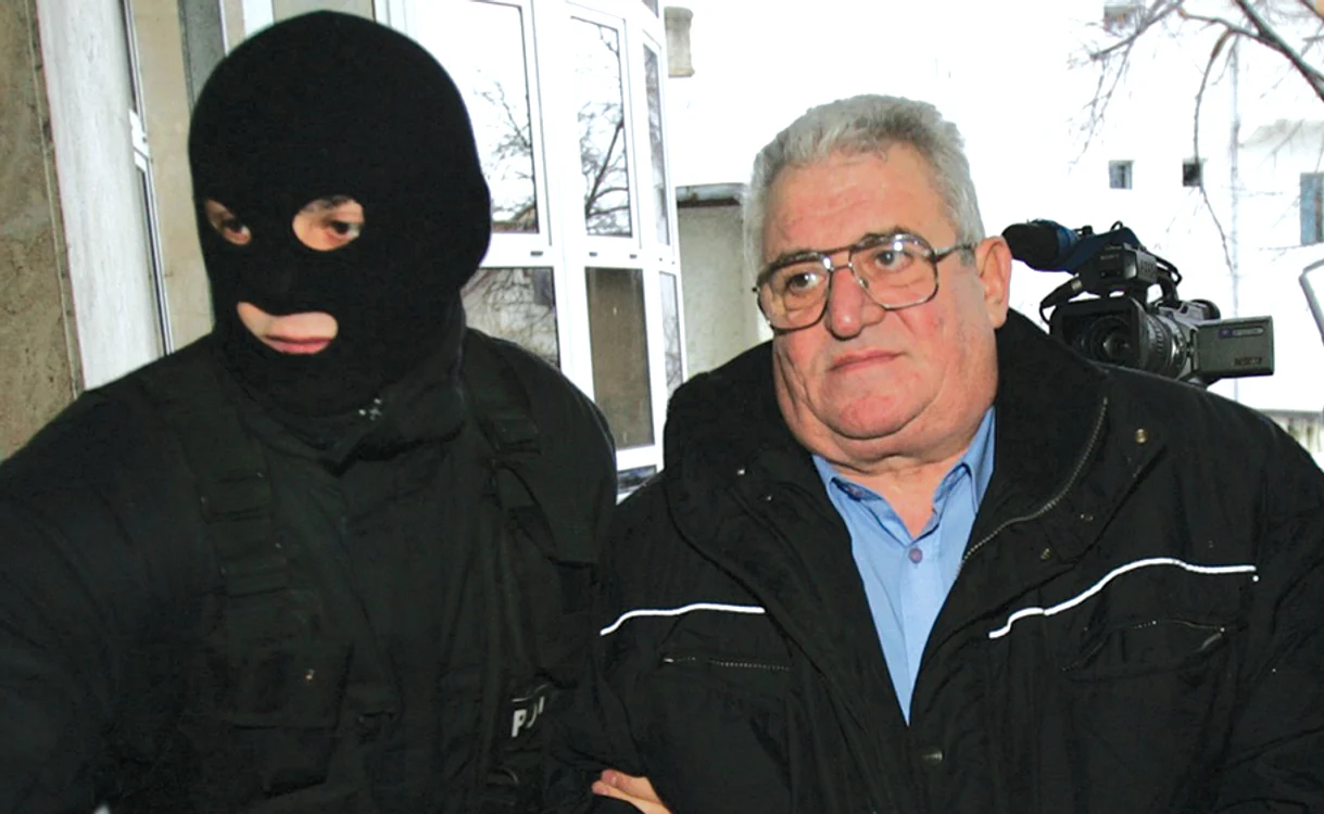 Nicolae Mischie a fost condamnat la patru ani de închisoare pentru trafic de influenţă şi luare de mită