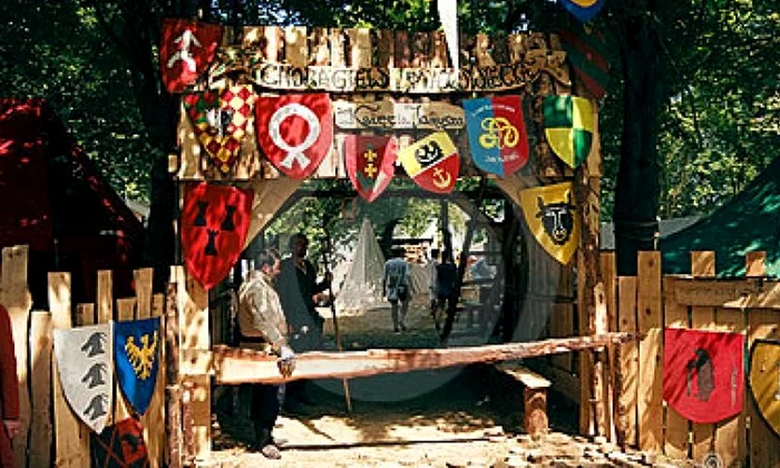 Tabăra Medievală Pentru Copii își așteaptă cavalerii și domnițele jpeg