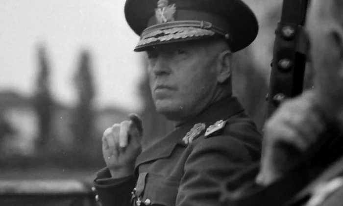 Începe  procesul mareşalului Ion Antonescu jpeg