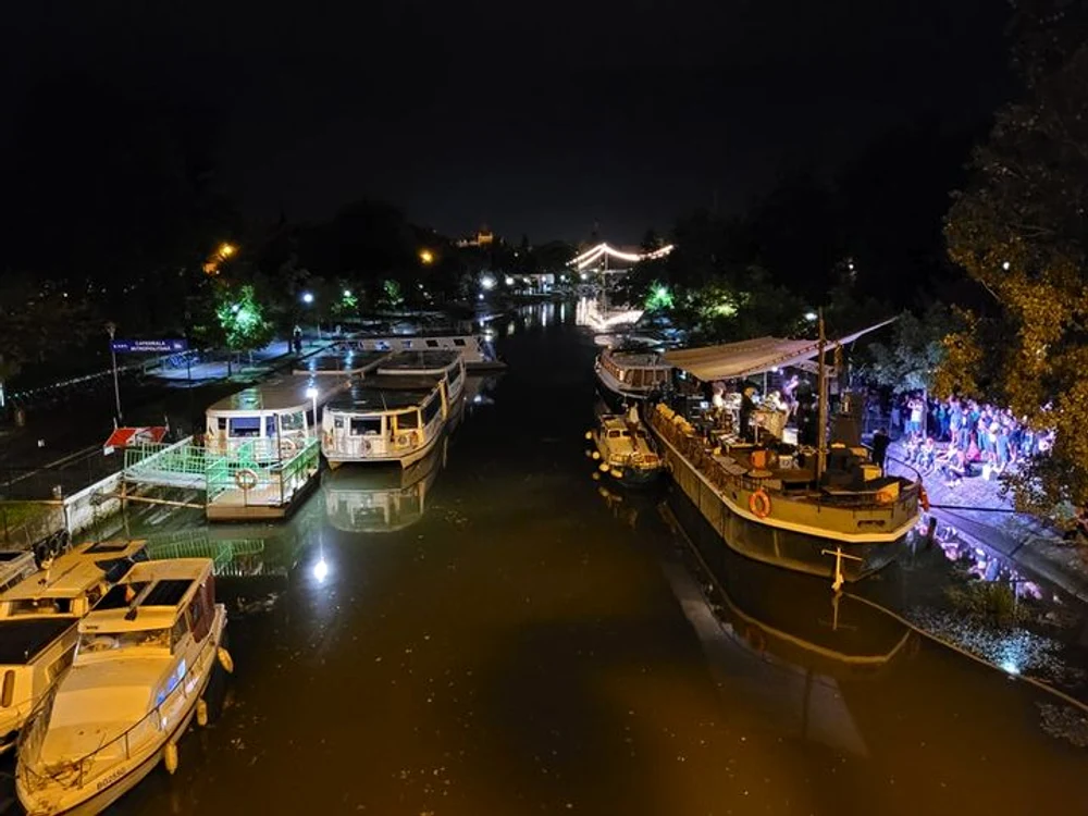 Ambarcațiuni pe Bega FOTO Ecluze pe Bega