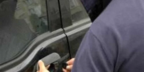 Arhivă foto: Hoțul a fost prins de către proprietar 