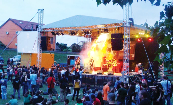 Arădenii vor avea parte de două zile de pline de rock