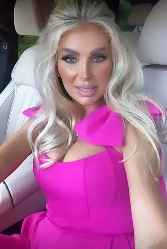 2 andreea banica jpg jpeg
