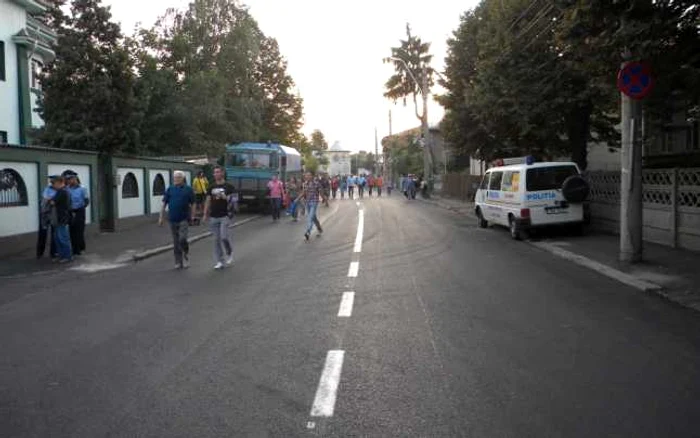 În zonă sunt restricţii pentru a permite accesul spectatorilor la meci. FOTO arhivă Adevărul Ploieşti
