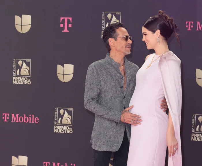 Nadia Ferreira și Marc Anthony, prima apariție pe covorul roșu de la anunțul sarcinii, Profimedia (2) jpg