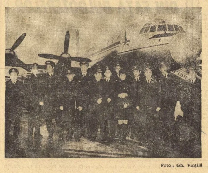 Echipajul de la bordul avionului Tarom