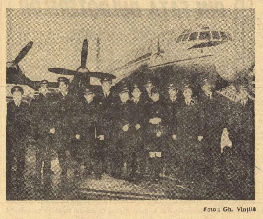 Echipajul de la bordul avionului Tarom