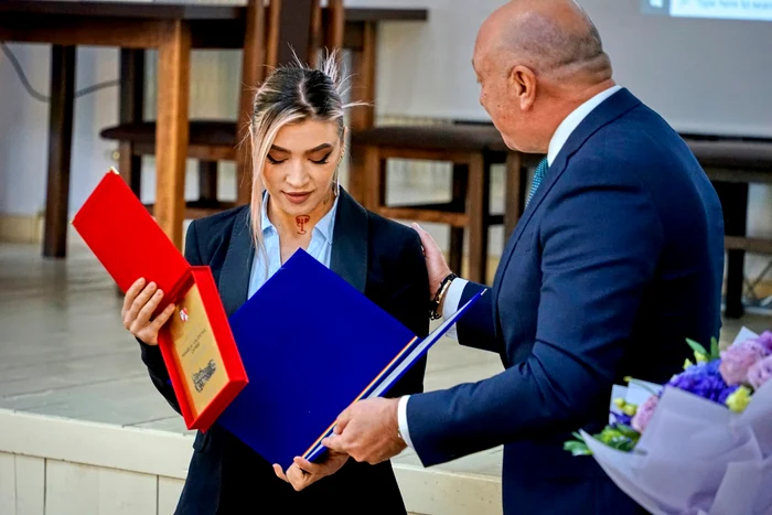 Mihaela Cambei a fost numită cetățean de onoare al județului Bacău Foto: Valentin Ivancea/Facebook