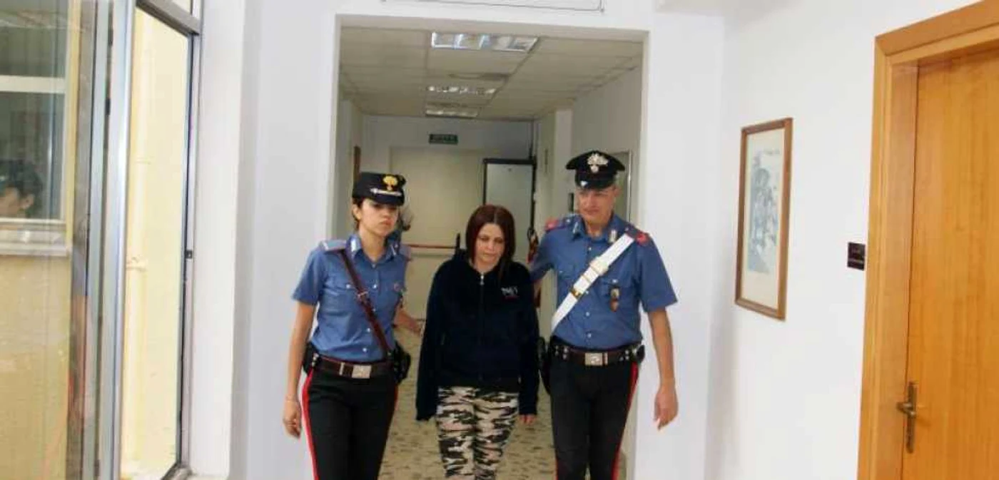 Angela Alupoae a fost reţinută de carabinieri FOTO quotidianodelsud.it