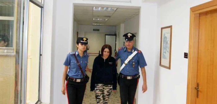 Angela Alupoae a fost reţinută de carabinieri FOTO quotidianodelsud.it