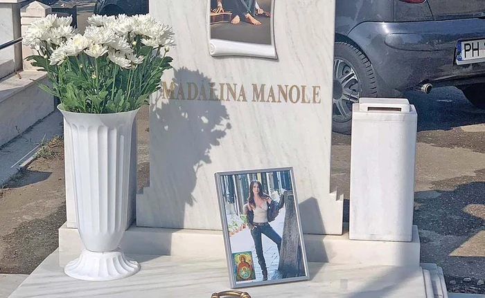 Prietenul Mădălinei, Daniel Gheorghe, i-a pus pe mormânt un tablou nou