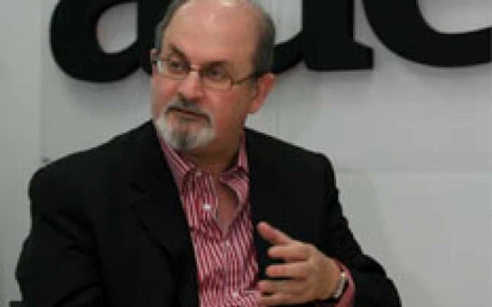  Salman Rushdie:   