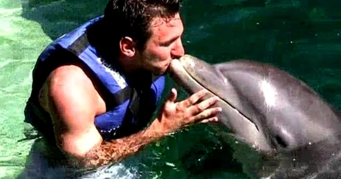 Leo Messi iubeşte delfinii FOTO Facebook