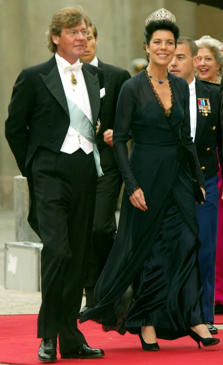 Printul Ernst August de Hanovra si Printesa Caroline de Monaco la nunta lui Frederik cu Mary, 2004   GettyImages 50836867 jpg