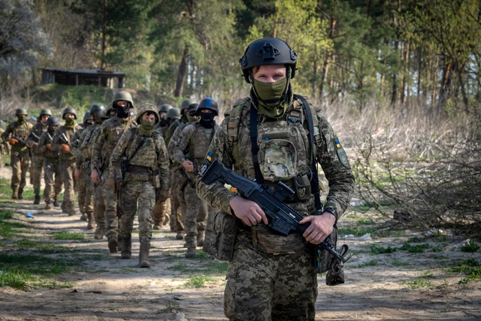 Voluntari ai Batalionului Siberian se antrenează în regiunea Kiev FOTO PROFIMEDIA