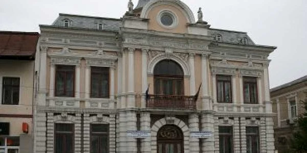 Tâgu-Jiu: Ultima zi de înscriere la Facultatea de Drept