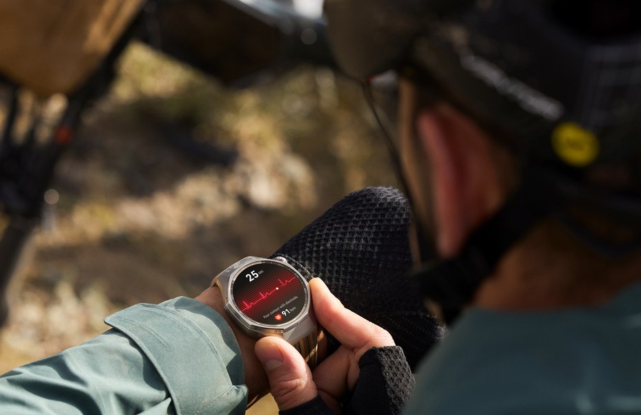 HUAWEI WATCH GT 6 Pro: smartwatch cu autonomie RECORD de până la trei săptămâni și GPS ultra-precis